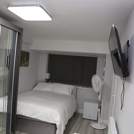 A A Guest Rooms Woolwich Londra Exterior foto