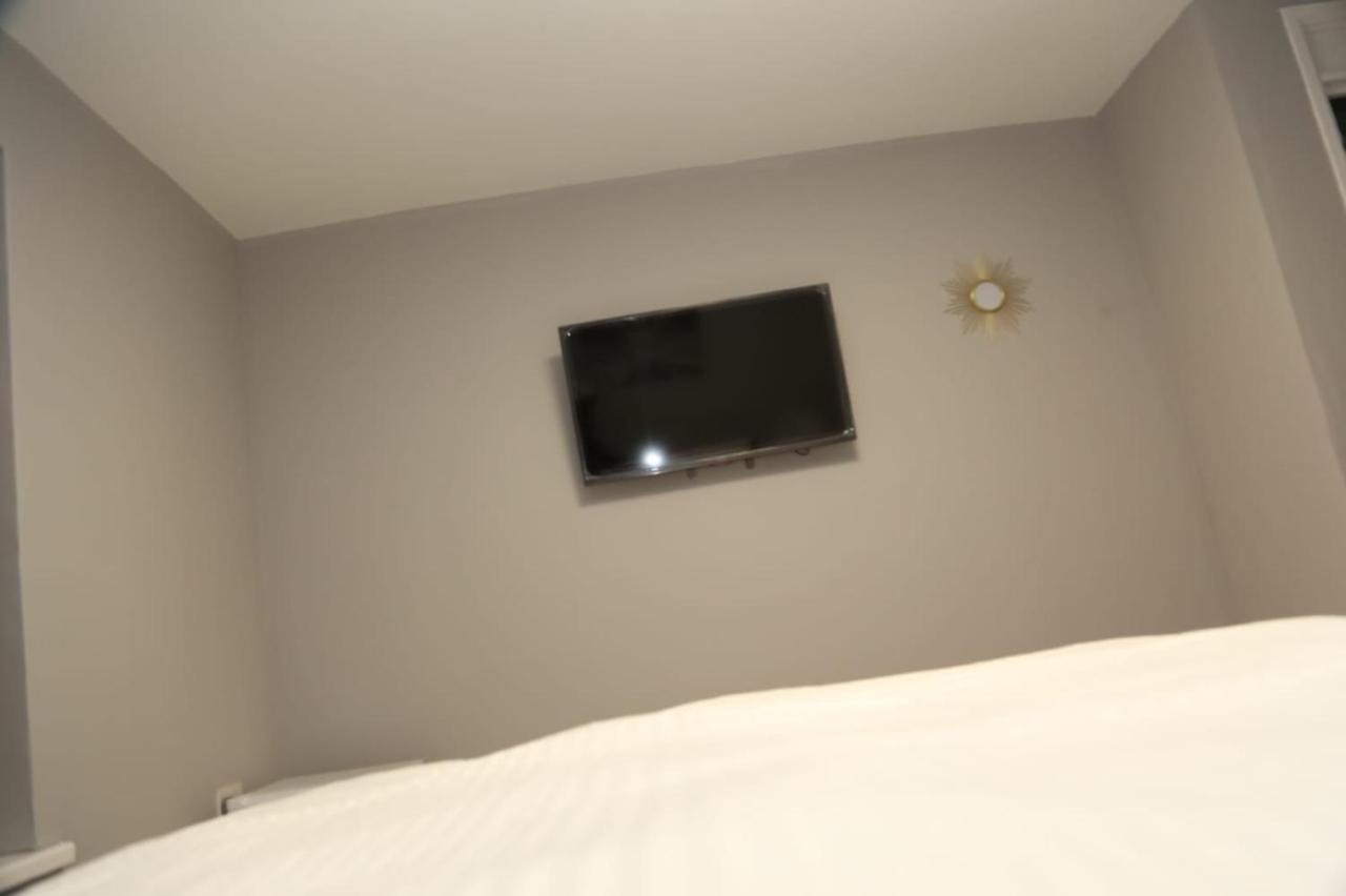 A A Guest Rooms Woolwich Londra Exterior foto